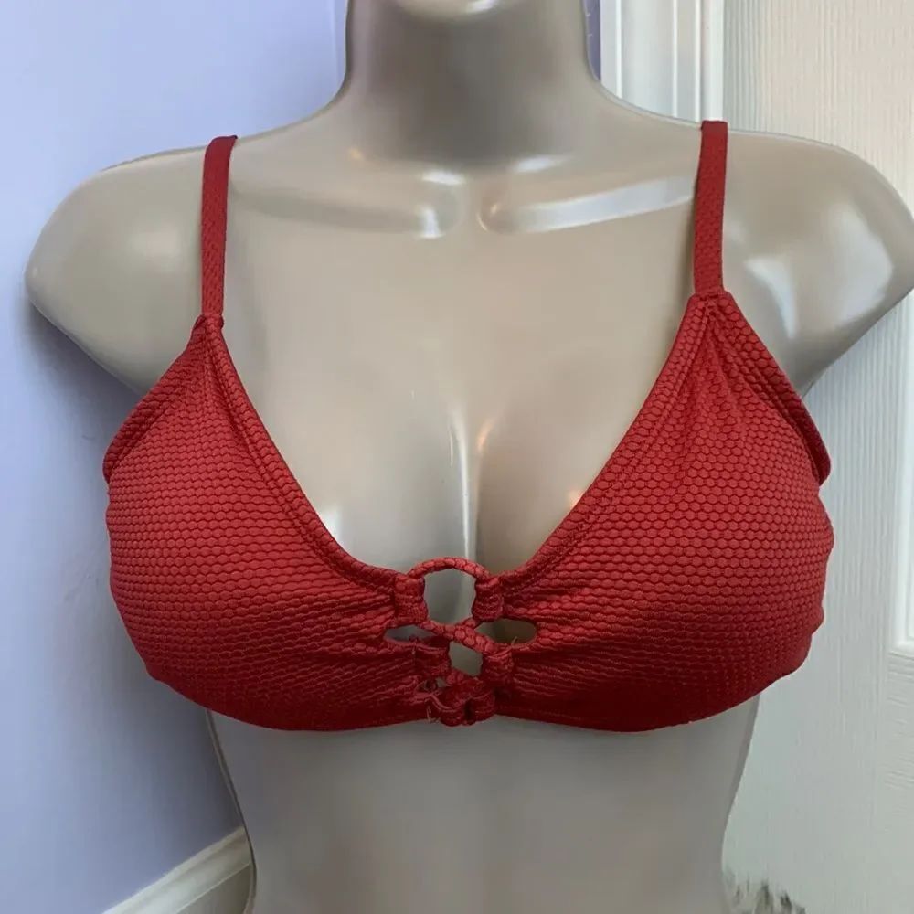 Shadeย & Shore Swimsuit TopโBraโSwimwearโM